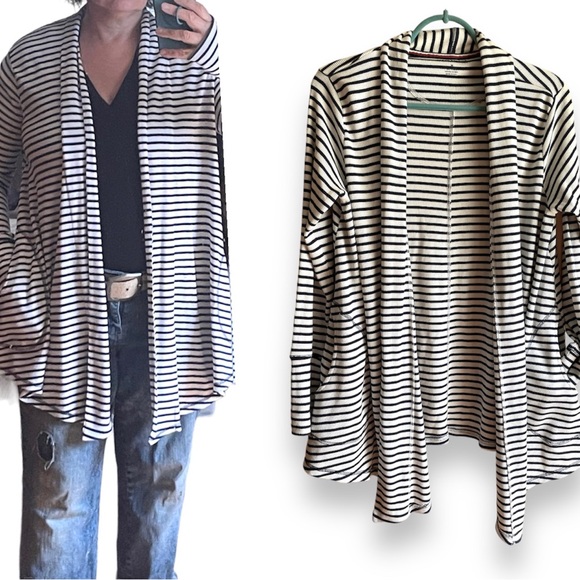 NWT TOMMY HILFIGER Cardigan Womens sz M Blue White stripes NEW - Picture 7 of 10